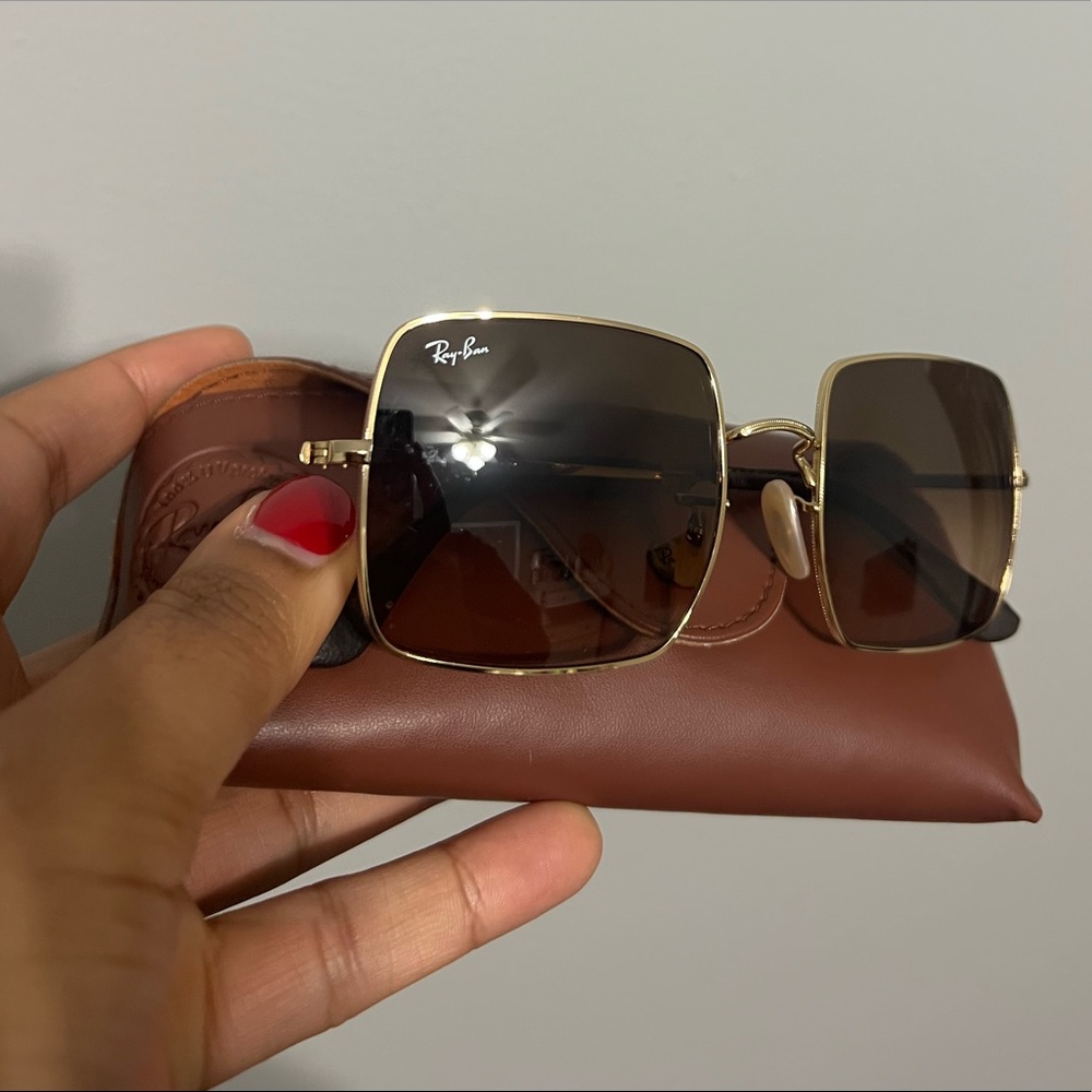 SQUARE 1971 CLASSIC
